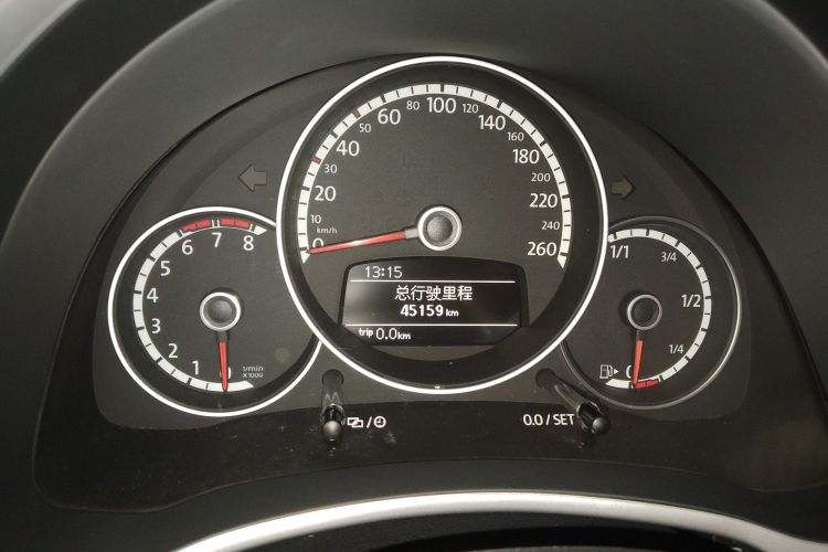 Volkswagen Beetle 2014 car image #12