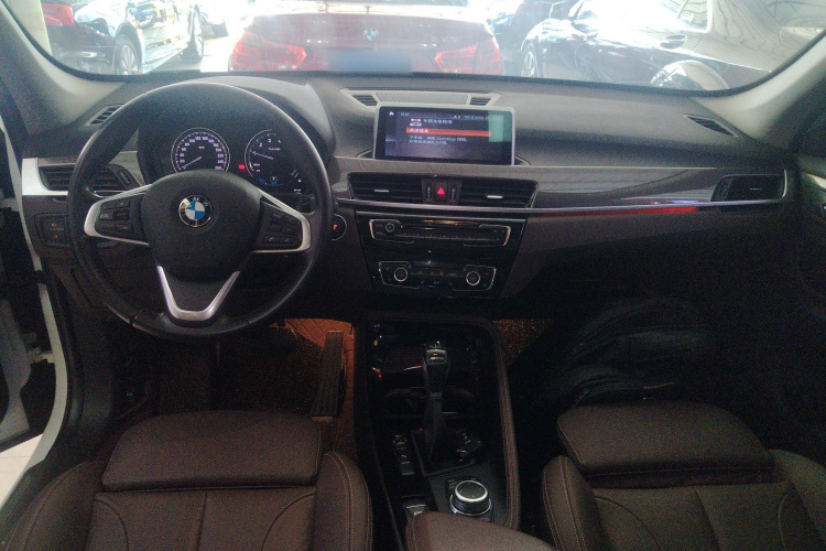 BMW X1 New Energy 2018 car image #12