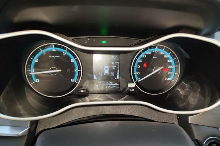 GEELY Emgrand 2021 #12 GEELY Emgrand 2021 car image #12