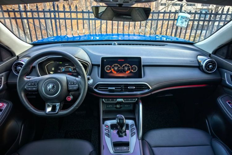 MG HS 2021 car image #12