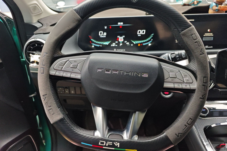 Forthing T5 EVO 2021 car image #12