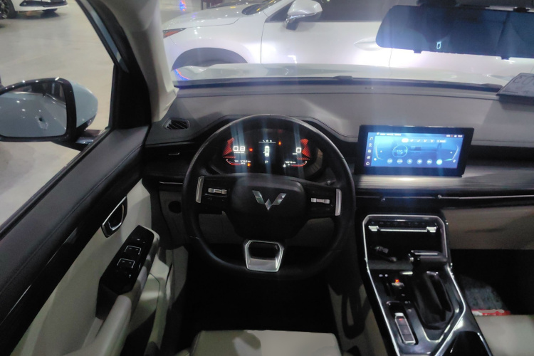 Wuling Asta 2021 #12 Wuling Asta 2021 صورة سيارة #12