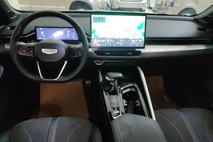 Preface 2024 immagine di auto #12