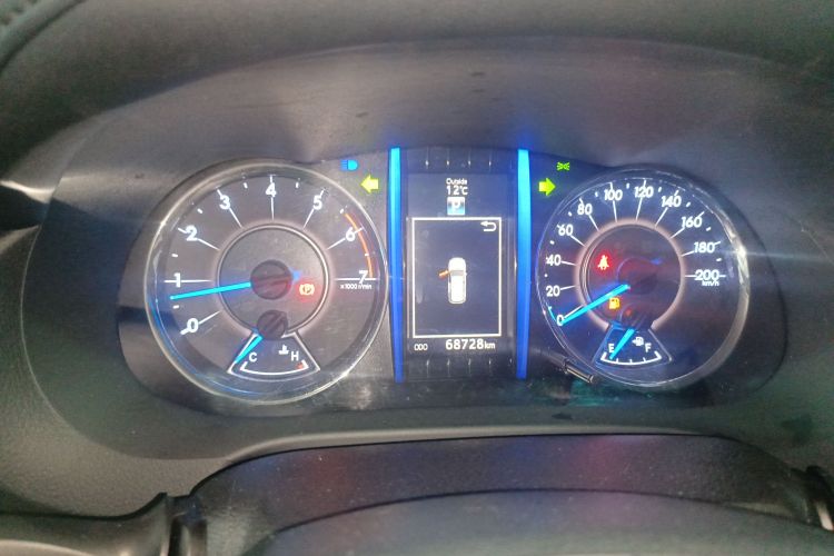 Toyota Fortuner 2019 #12 Toyota Fortuner 2019 car image #12