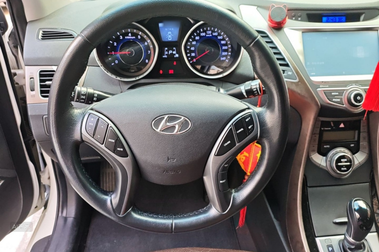 Hyundai Elantra MD 2015 #12 Hyundai Elantra MD 2015 car image #12