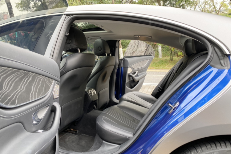 Mercedes-Benz CLS Class 2024 immagine di auto #12