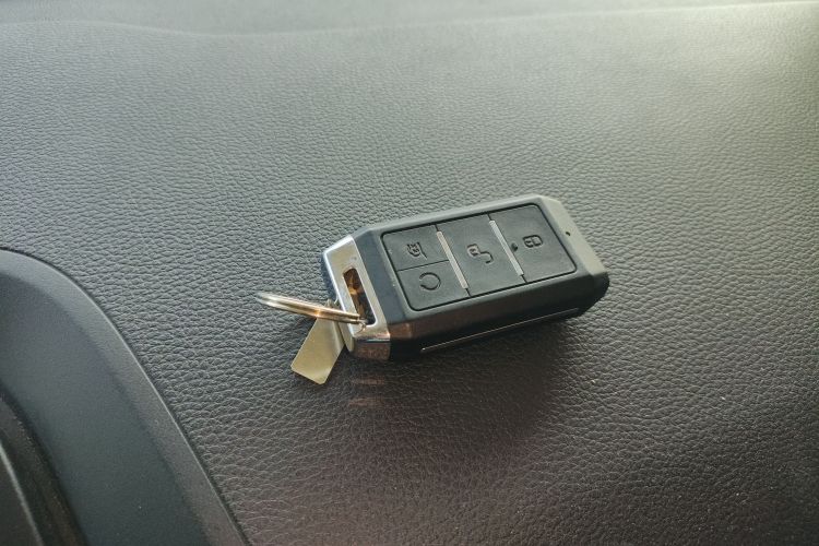 BYD Yuan New Energy 2021 car image #12