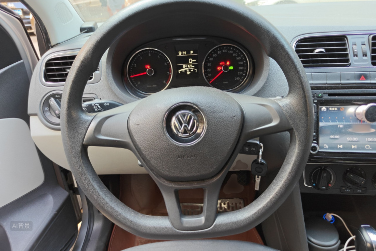 Polo 2015 immagine di auto #12