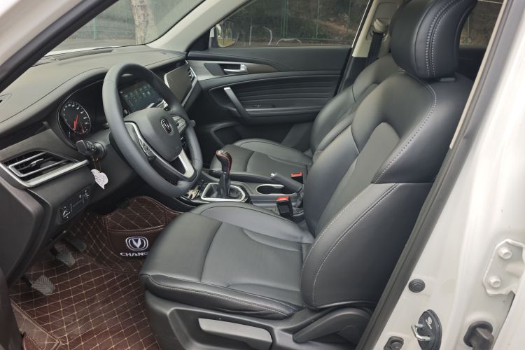 Changan CS35 Plus 2021 #12 Changan CS35 Plus 2021 car image #12