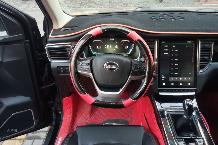 SWM斯威汽车 SWM斯威G05 2019 汽车图片 #12