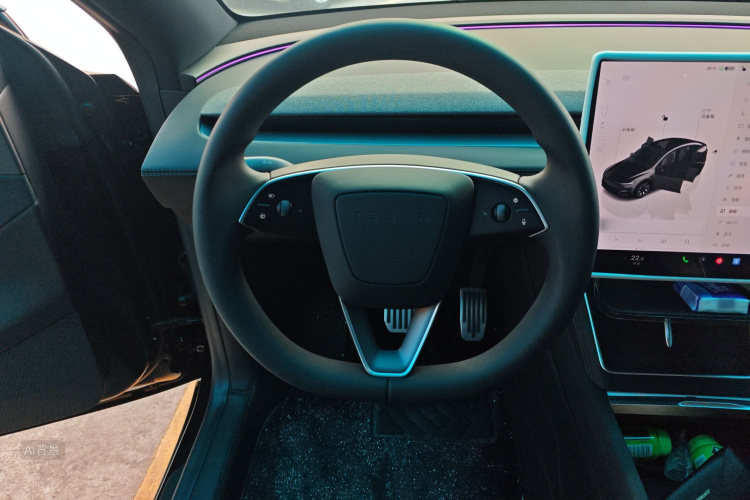 特斯拉 Model Y L 2025 汽车图片 #12