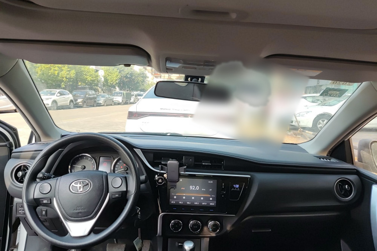 丰田 卡罗拉 2017 汽车图片 #12