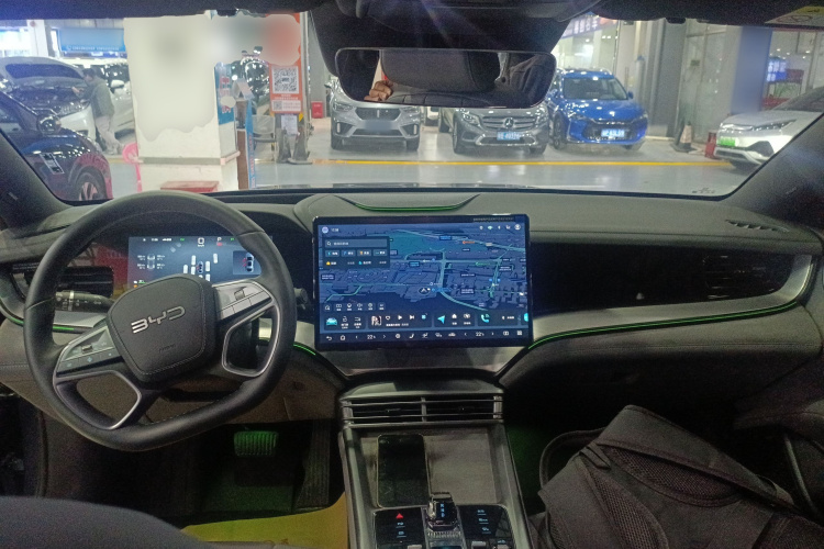 BYD Seal 07 DM-i 2025 car image #12