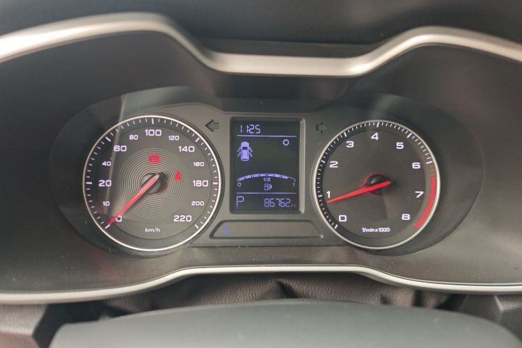 MG ZS 2018 изображение автомобиля #12