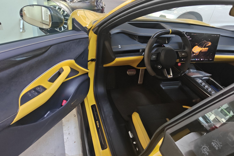 MI SU7 Ultra 2025 car image #12