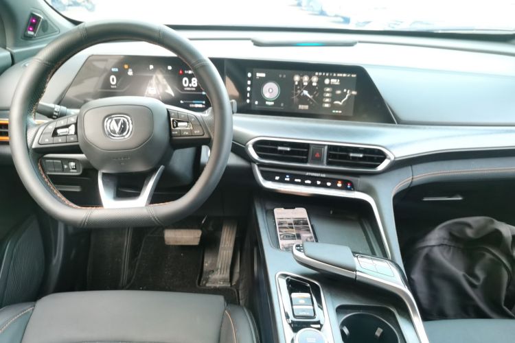 Changan UNI-T 2021 car image #12