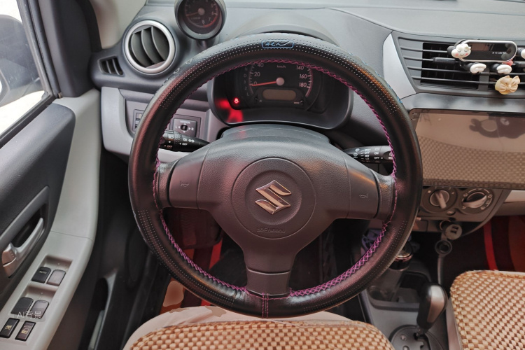 Suzuki 2014 #12 Suzuki 2014 car image #12