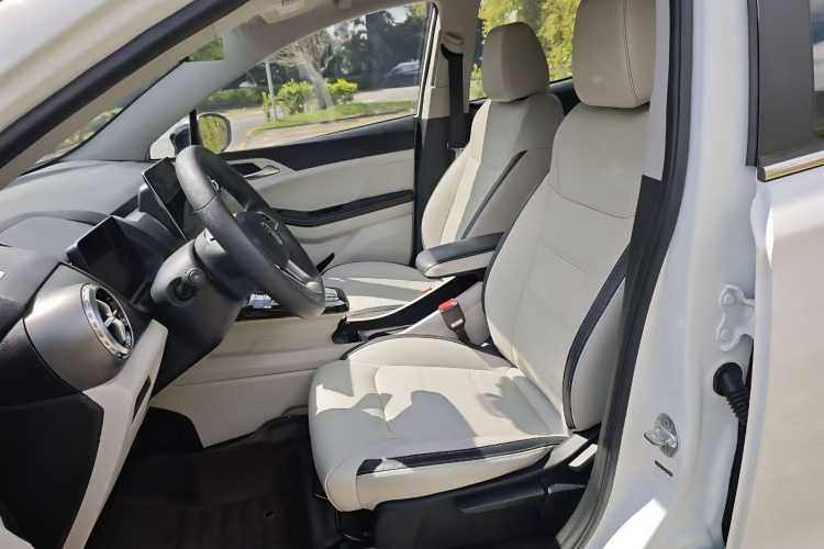 BYD Yuan Pro 2021 car image #12