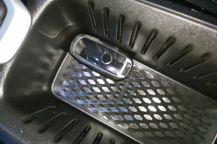 Chevrolet Charm 2023 #12 Chevrolet Charm 2023 car image #12