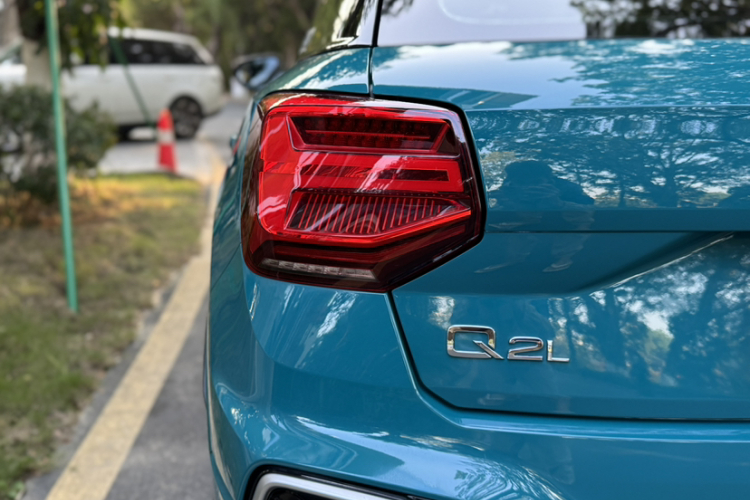 Q2L 2022 car image #12