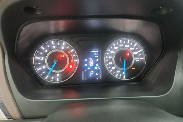 Soueast A5 Wing Dance 2023 #12 Soueast A5 Wing Dance 2023 car image #12