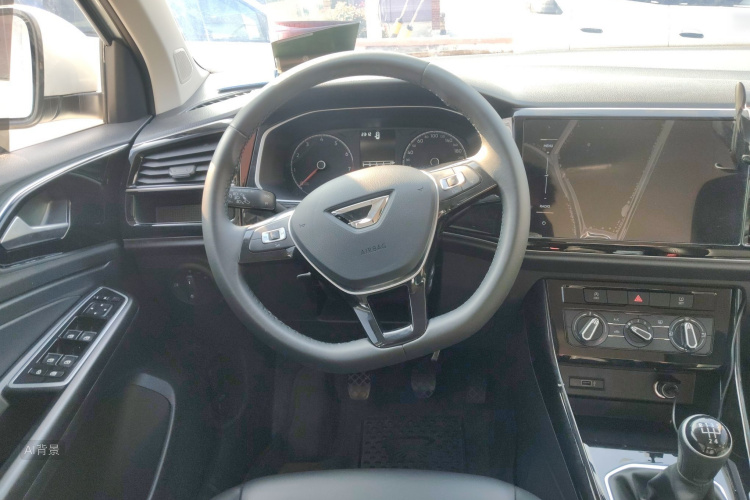 VS5 2021 car image #12
