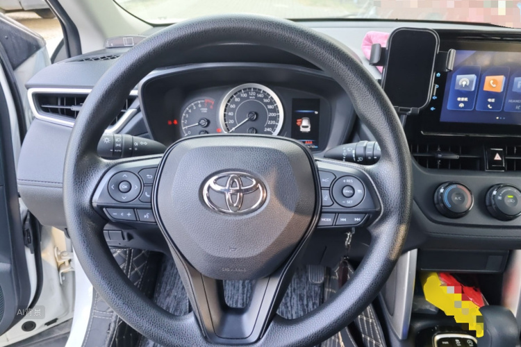 Toyota Corolla Cross 2023 car image #12