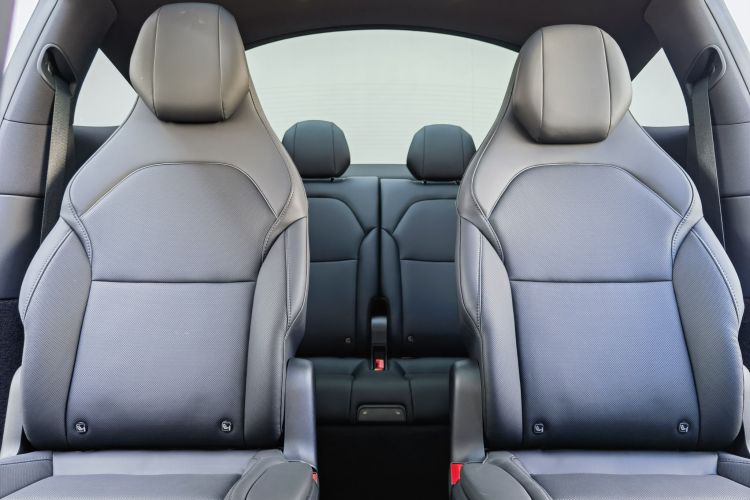 特斯拉 Model Y L 2025 汽车图片 #12