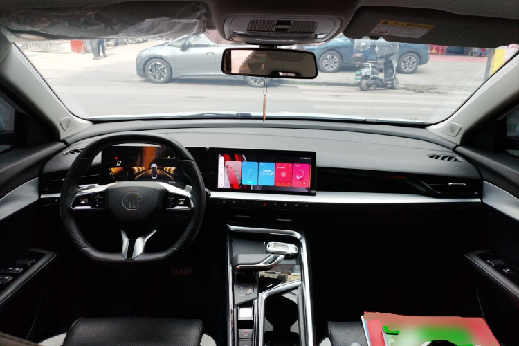 MG 5 Scorpio 2023 car image #12