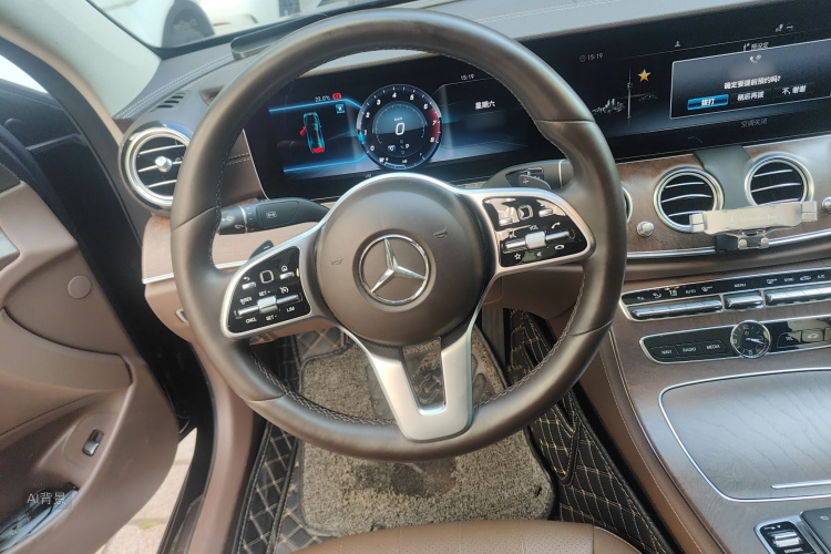 Mercedes-Benz E Class 2019 car image #12