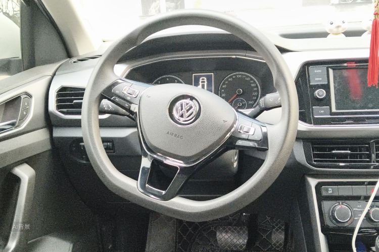Volkswagen T-Cross 2020 #12 Volkswagen T-Cross 2020 car image #12