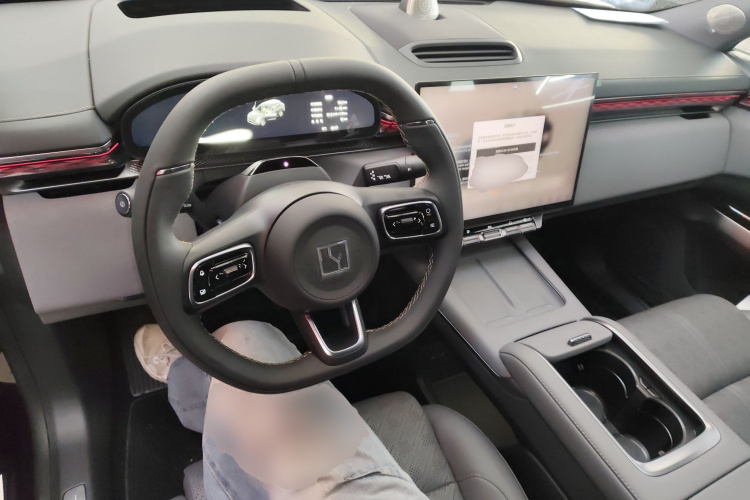 Zeekr 7X 2025 car image #12