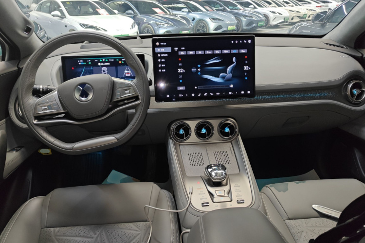 Denza N8 2023 imagen de coche #12