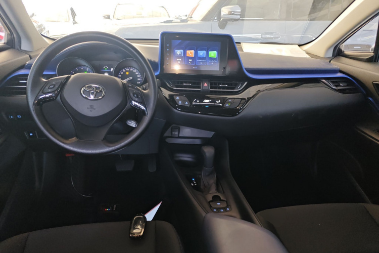 Toyota C-HR 2022 #12 Toyota C-HR 2022 car image #12