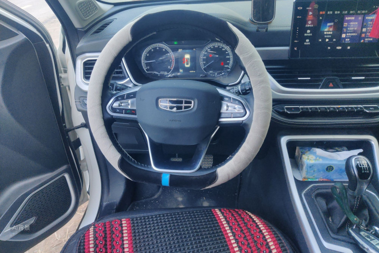 GEELY Vision X6 2021 car image #12