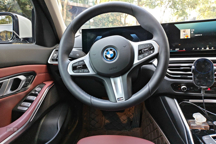 BMW i3 2023 #12 BMW i3 2023 car image #12