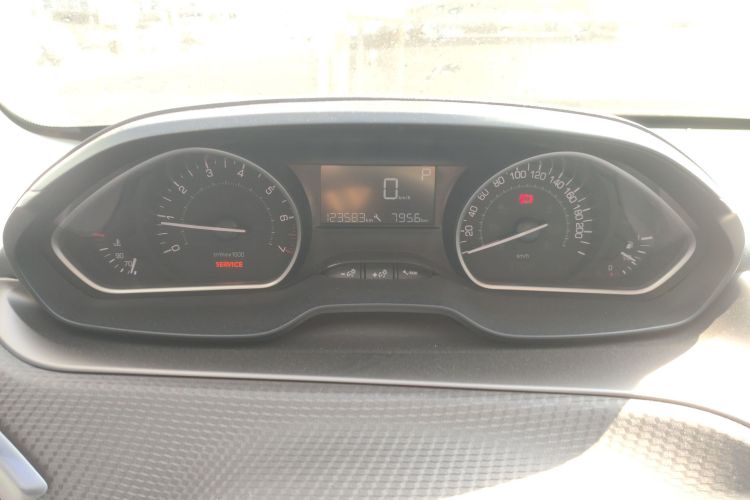 标致 标致2008 2015 汽车图片 #12