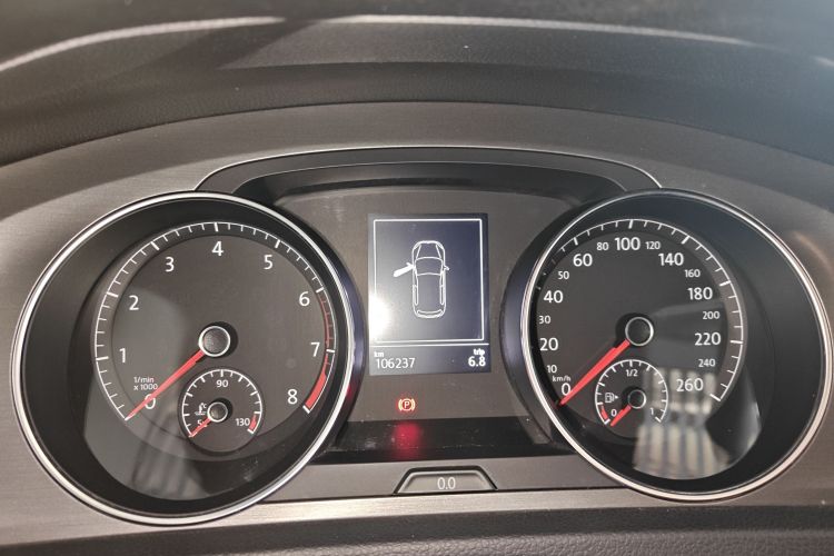 Volkswagen Golf 2016 car image #12