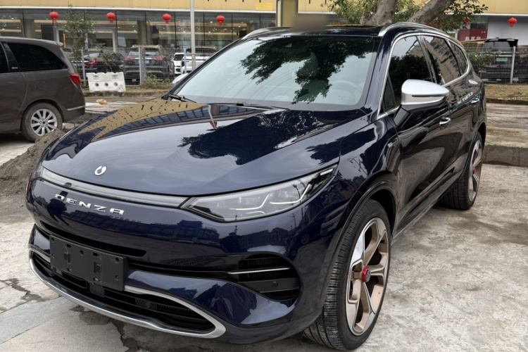 Denza X 2020 car image #12