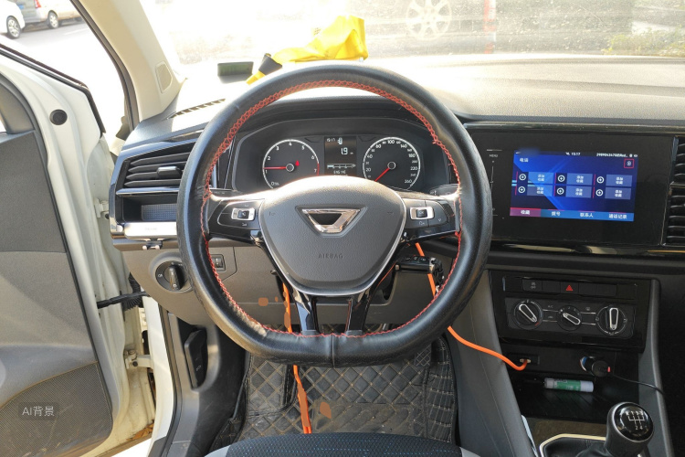 VS5 2021 car image #12