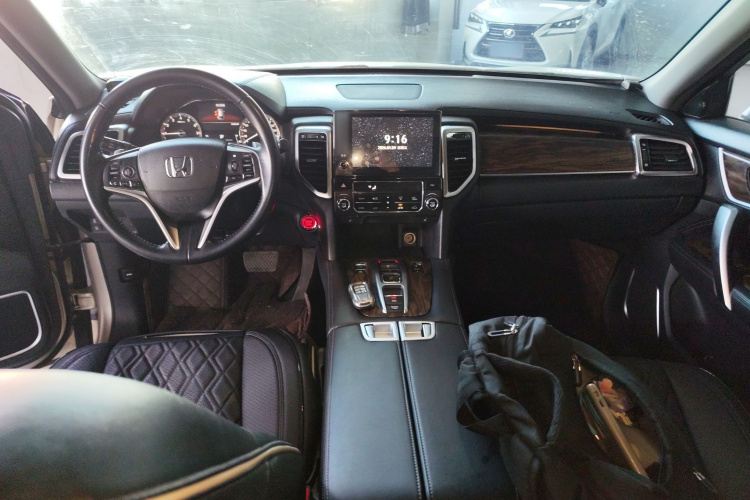 Honda UR-V 2017 #12 Honda UR-V 2017 immagine di auto #12