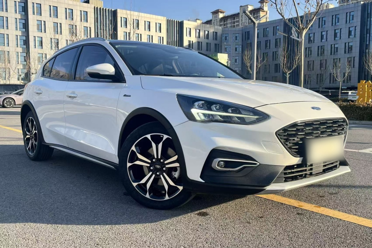 Ford Focus Active 2020 #12 Ford Focus Active 2020 car image #12