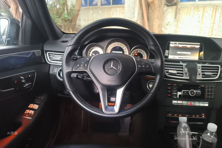 Mercedes-Benz E Class 2014 car image #12