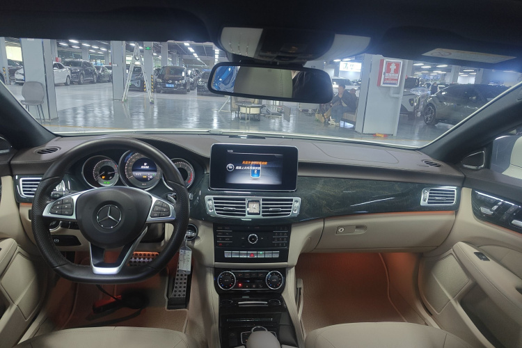 Mercedes-Benz CLS Class 2017 car image #12