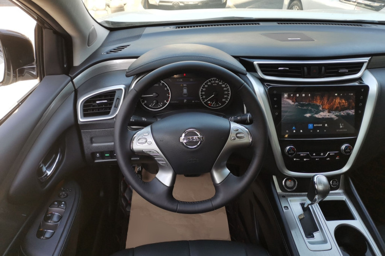 Nissan Murano 2021 изображение автомобиля #12