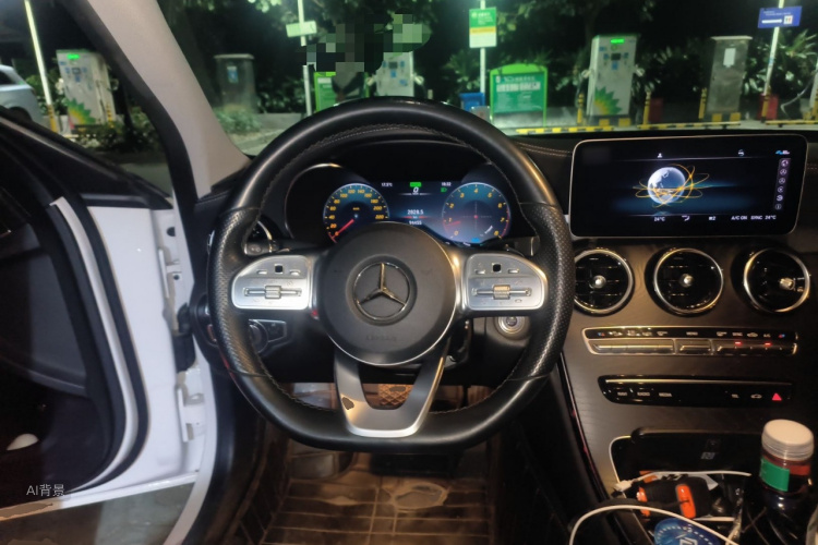 Mercedes-Benz C Class 2019 car image #12