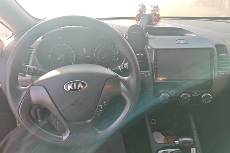 起亚 起亚K3 2016 汽车图片 #12