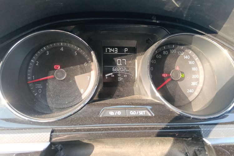 Volkswagen C-Trek 2019 immagine di auto #12