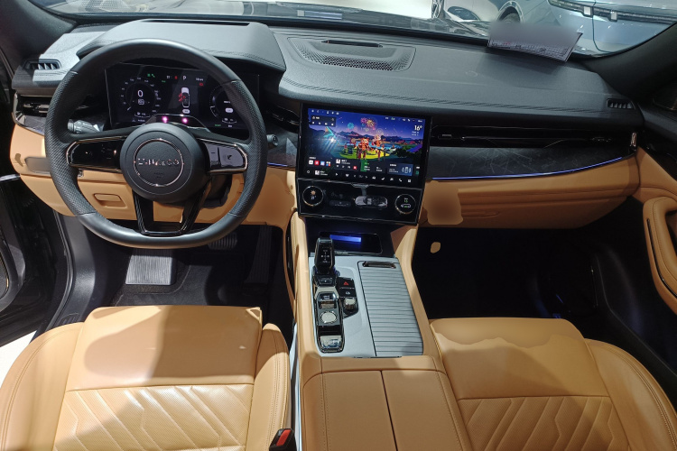 Lynk & Co 09 EM-P 2022 car image #12