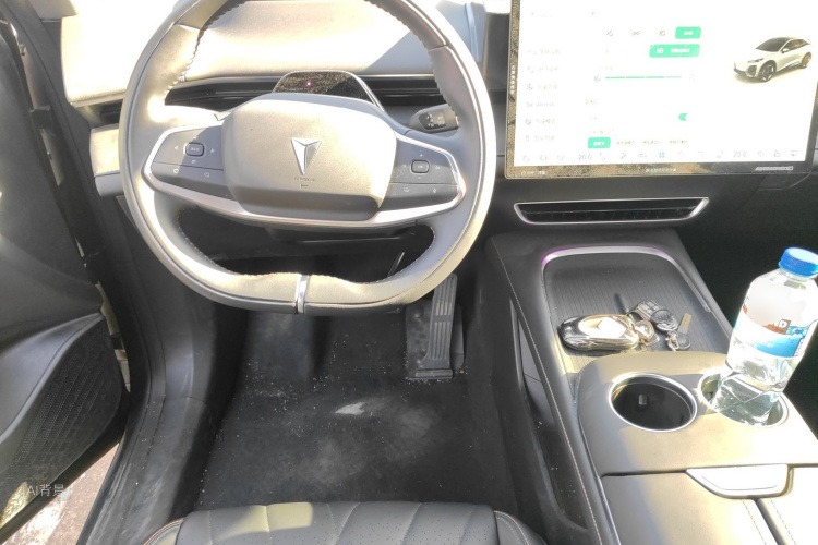 Deepal S07 2024 car image #12